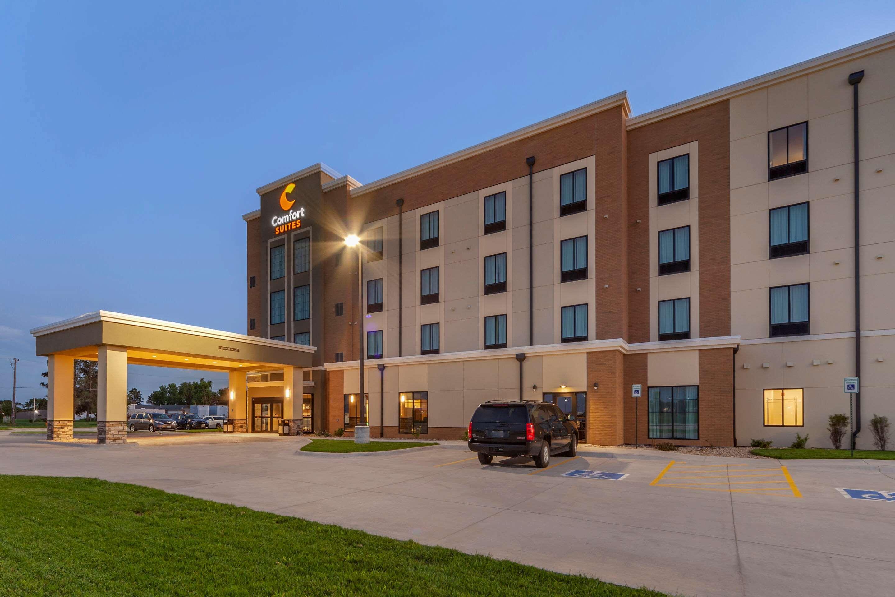 Comfort Suites グランドアイランド エクステリア 写真