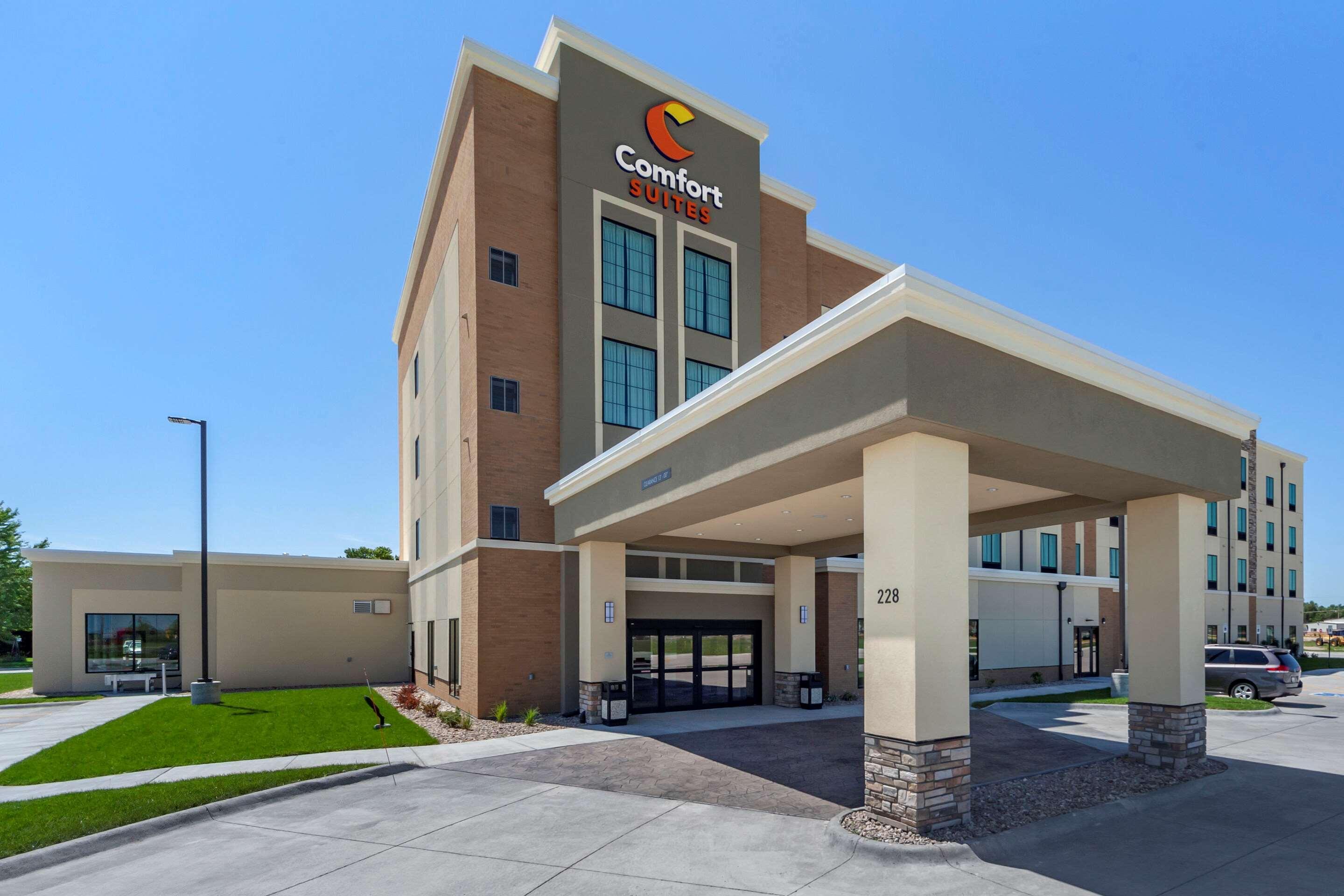 Comfort Suites グランドアイランド エクステリア 写真