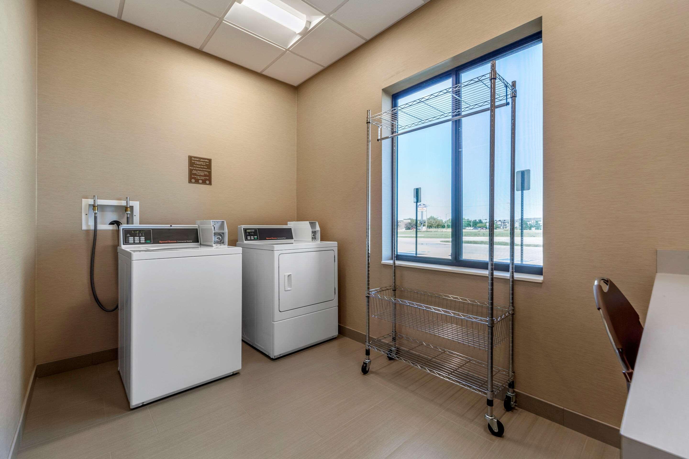 Comfort Suites グランドアイランド エクステリア 写真